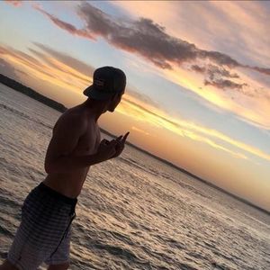 Meet your Posher, Phoenix